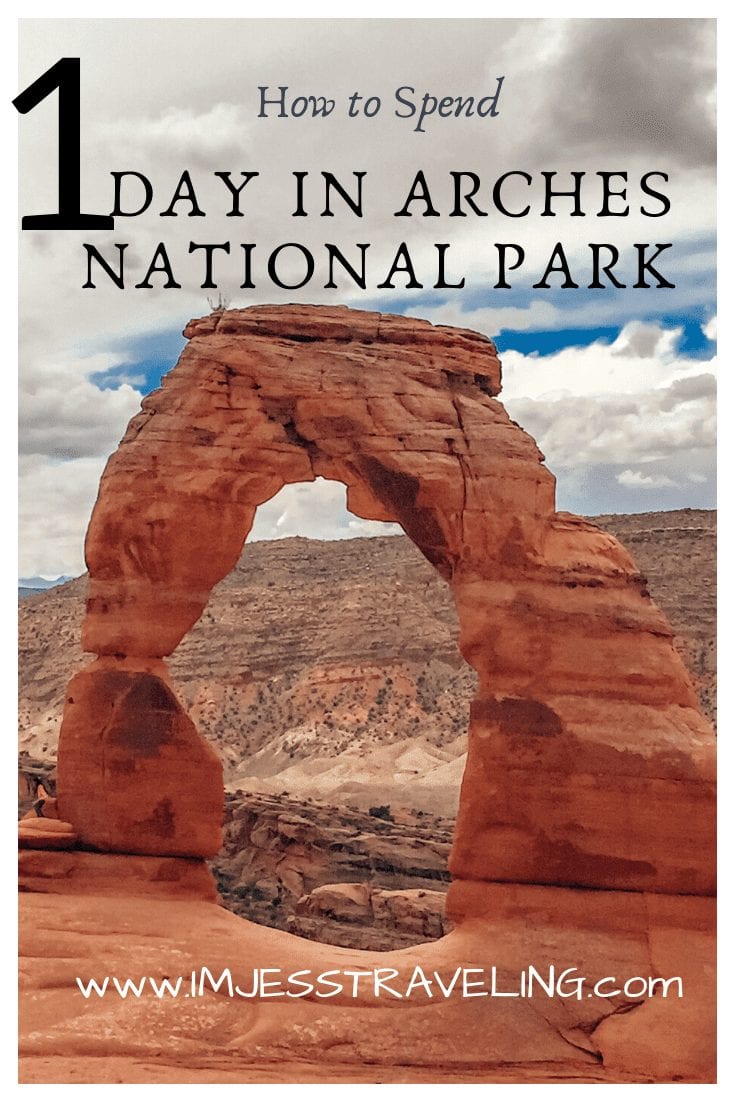 Arches National Park Hikes & Exploration in 1 Day
