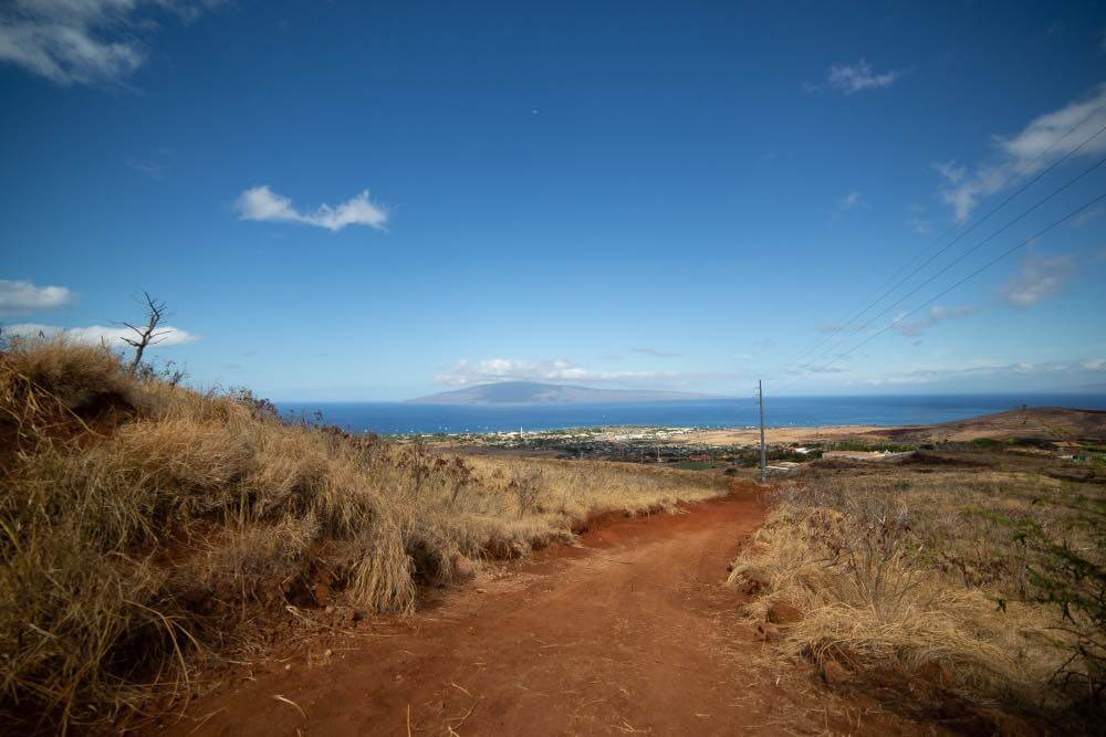 Hiking the Lahaina L Trail Maui Hawaii