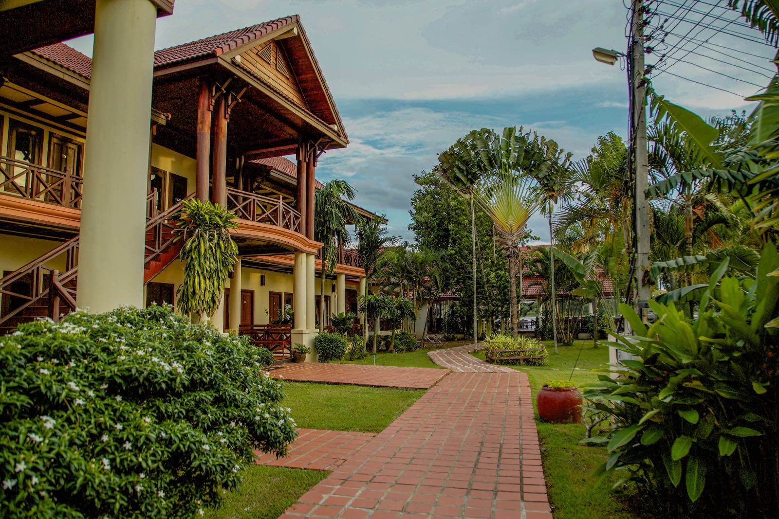 The Little Eden Hotel. Staying in Don Det Little Eden Hotel in Don Det, Laos-2