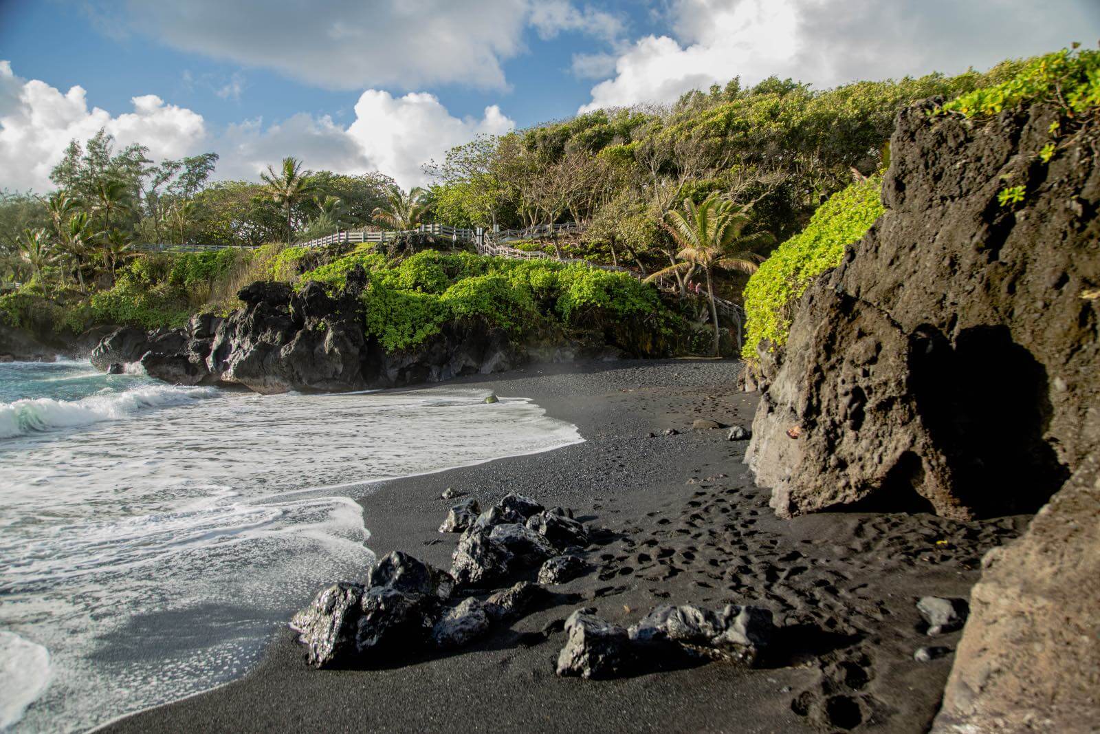 Black sand beach at Wai'anapanapa-2 Black sand beach at Wai'anapanapa