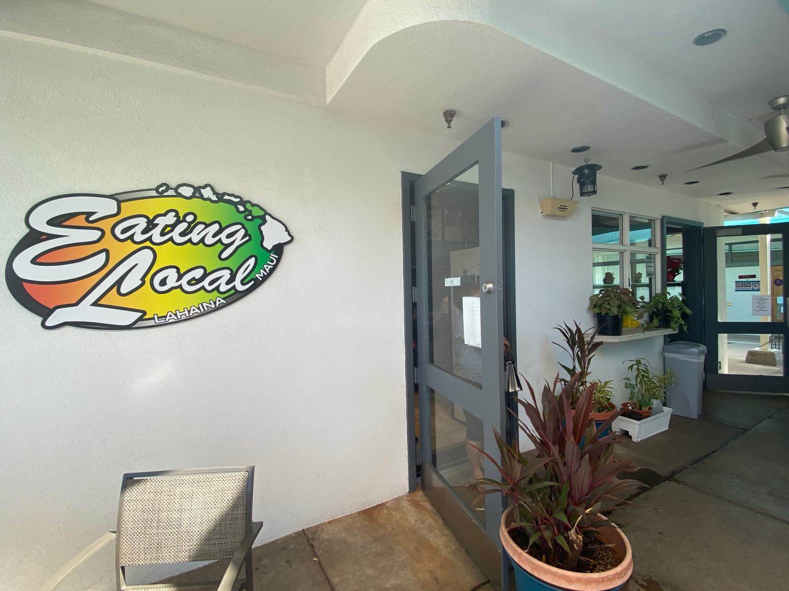 The best local food in Lahaina Eating Local Restaurant in Lahaina-2