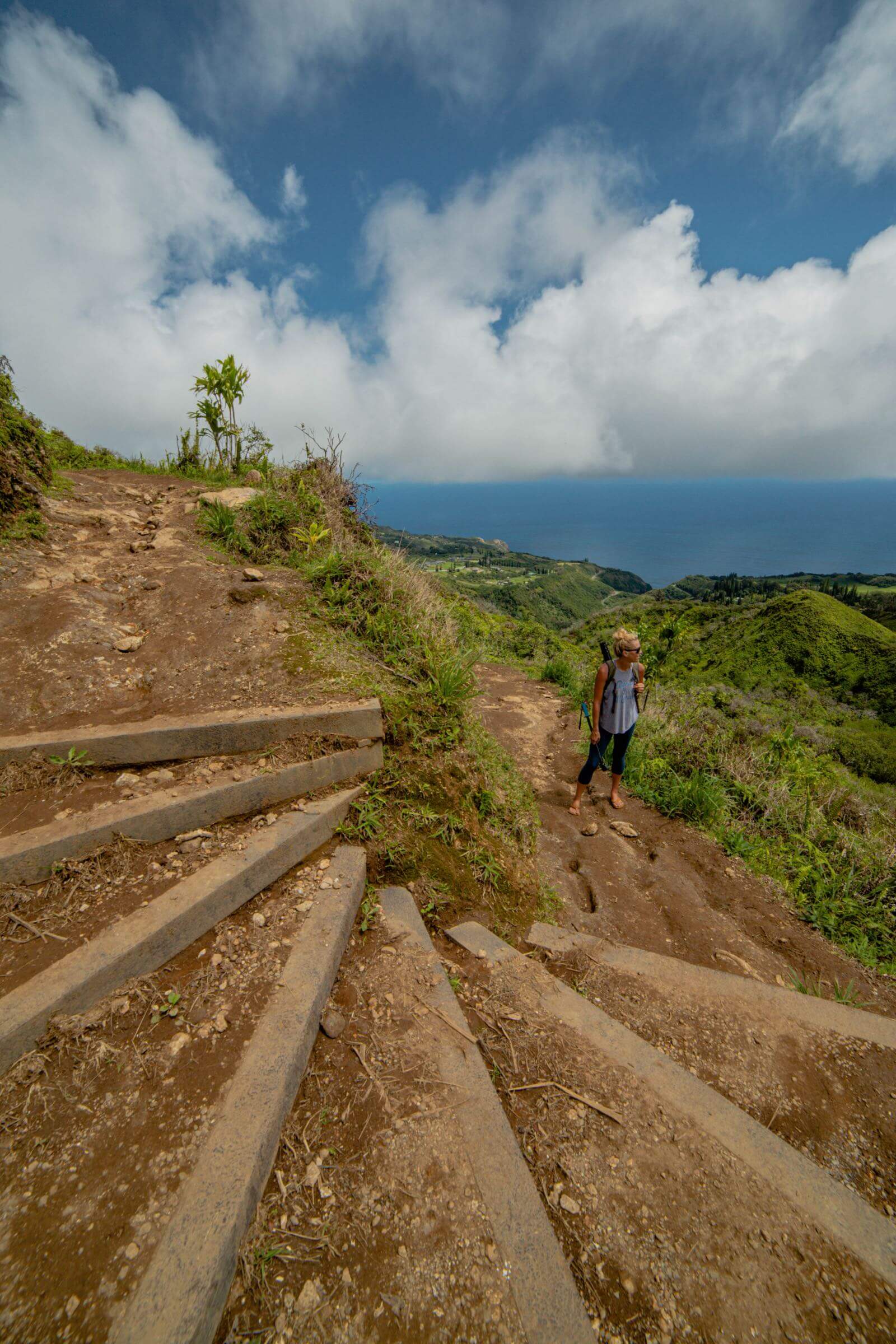Girl hiking the Waihee Ridge in Maui, HI