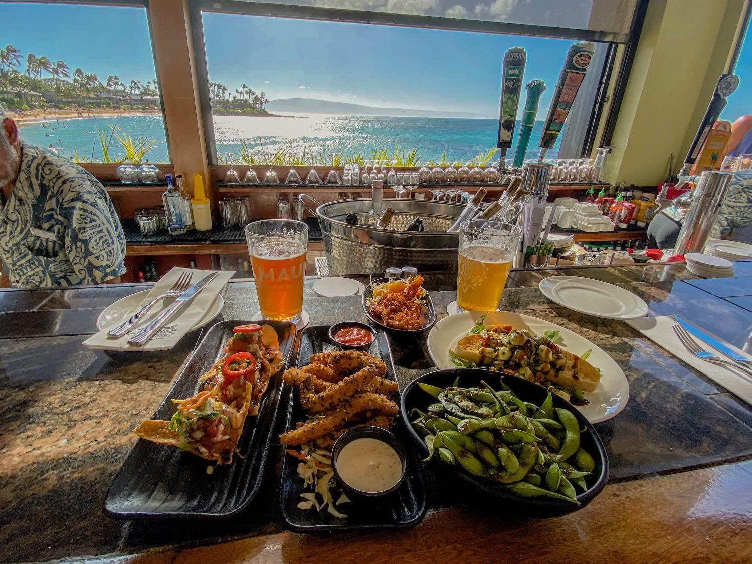 Seahouse happy hour in Napili Maui-2 Seahouse happy hour in Napili Maui-2