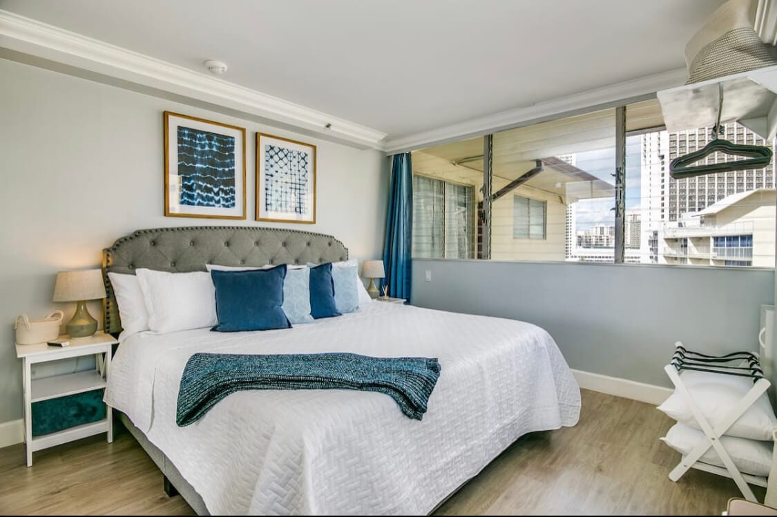 Stunning Penthouse Stunning penthouse Airbnbs in Oahu