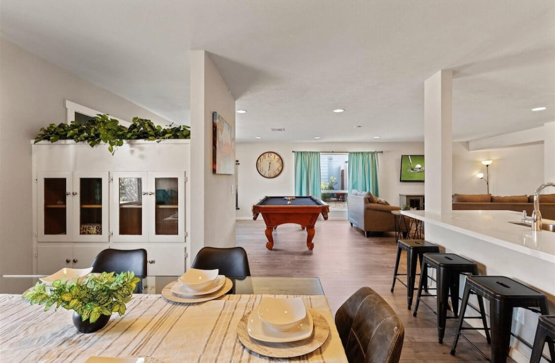 The Earll Airbnbs in Scottsdale
