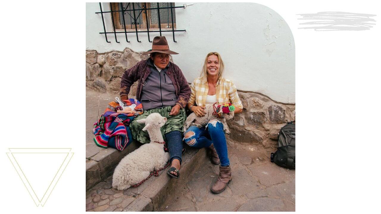 I'm Jess Traveling in Peru with a llama