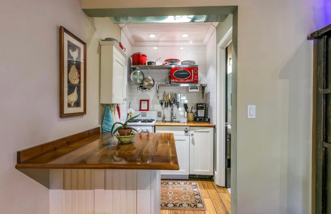 The kitchen in this charming Airbnb in Phoenix The kitchen in this charming Airbnb in Phoenix