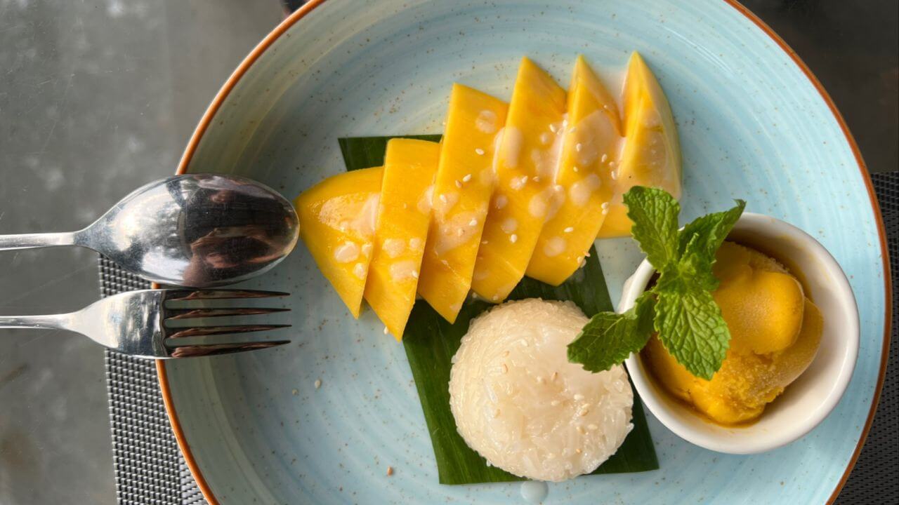 Koh Phi Phi Island restaurants mango Sticky Rice a Thailand dish<br>