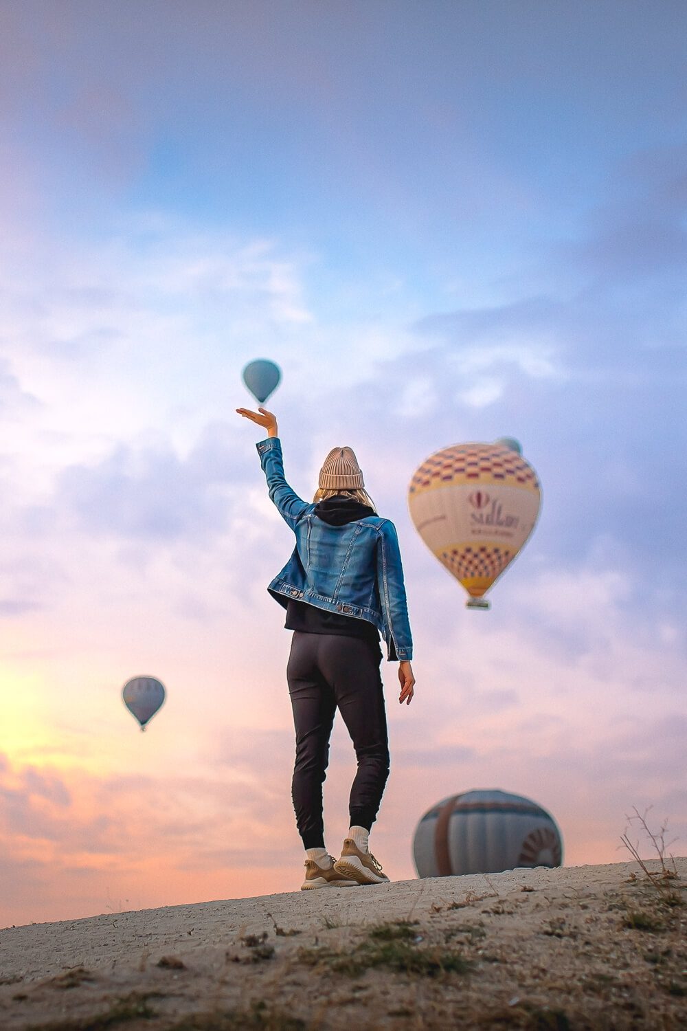 Cappadocia Balloon ride with I'm Jess Traveling