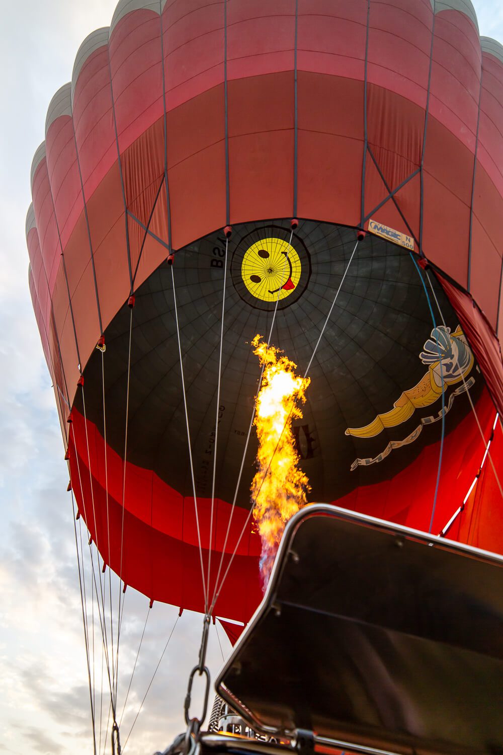 Hot air balloon ride in flight Balloons in flight