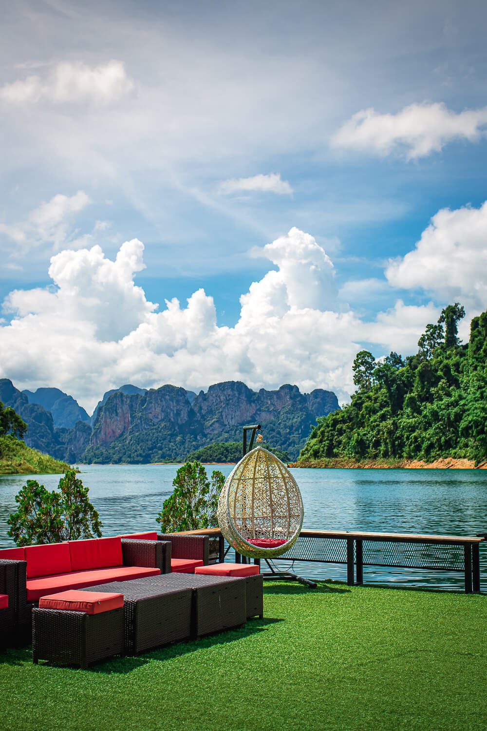 Floating Bungalow in Khao Sok National Park Floating Bungalow in Khao Sok National Park