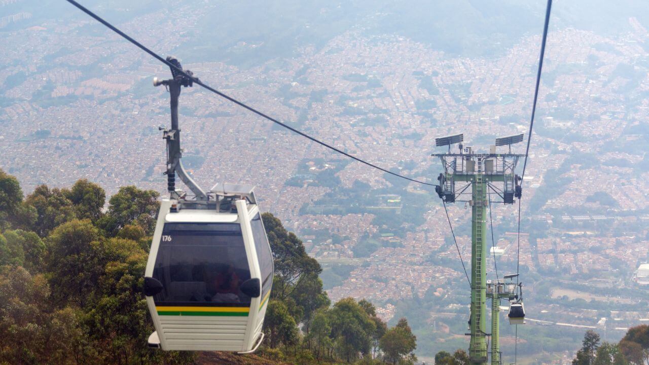 Medellin Cable Car Cable car up to Parque Arvi<br>