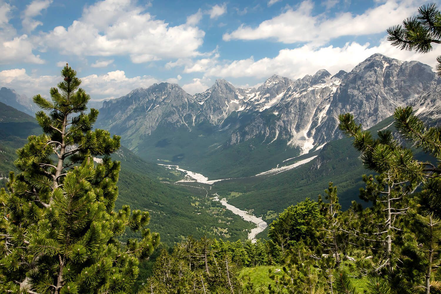 Beautiful scenery trekking Valbona to Theth