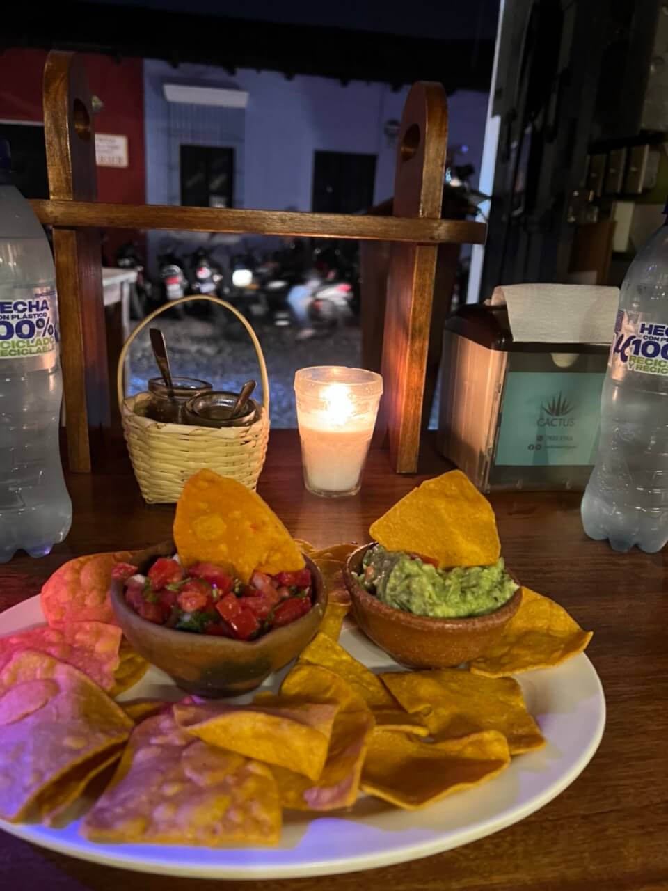 Chips and Salsa at Cactus Tacos 