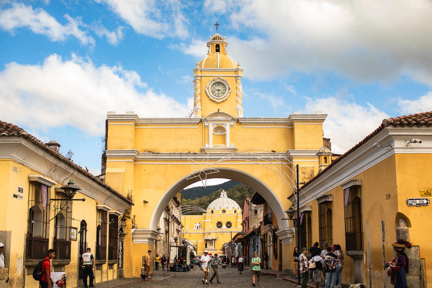 Santa Catalina arch the most popular thing to see in antigua